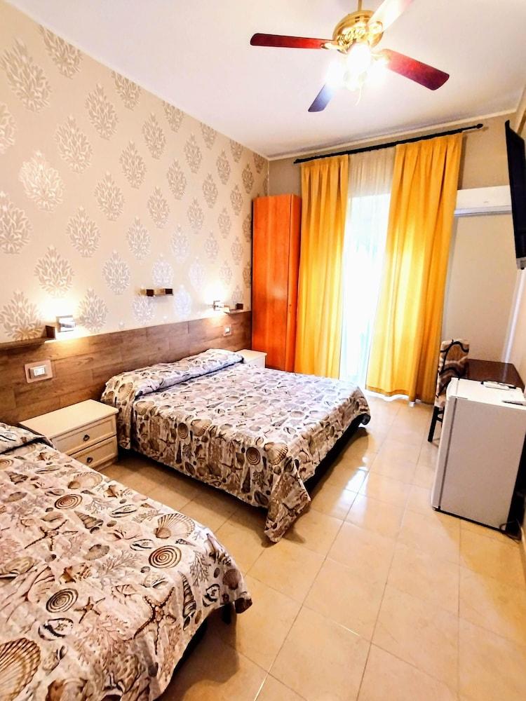 Bed & Breakfast Delle Palme Trapani Dış mekan fotoğraf
